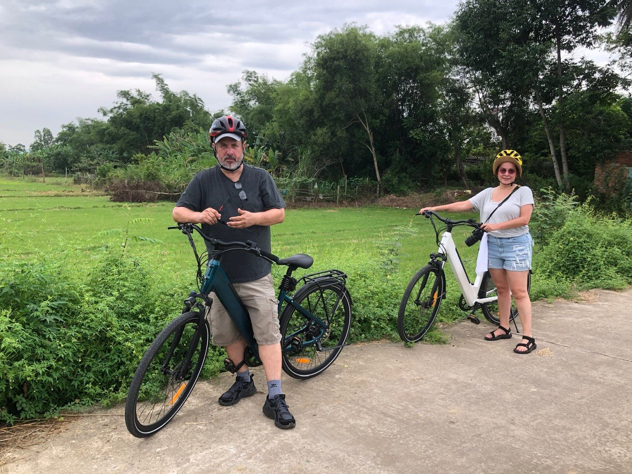 Hue Cycling Tour 1 Day